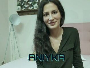 ANIYKA Vidéos Stars Nues