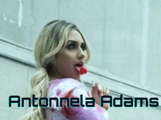 Antonnela_Adams