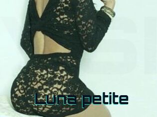 Luna_petite