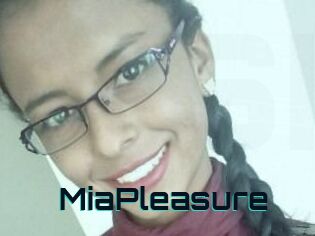 Mia_Pleasure