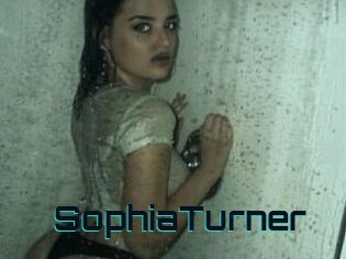 Sophia_Turner